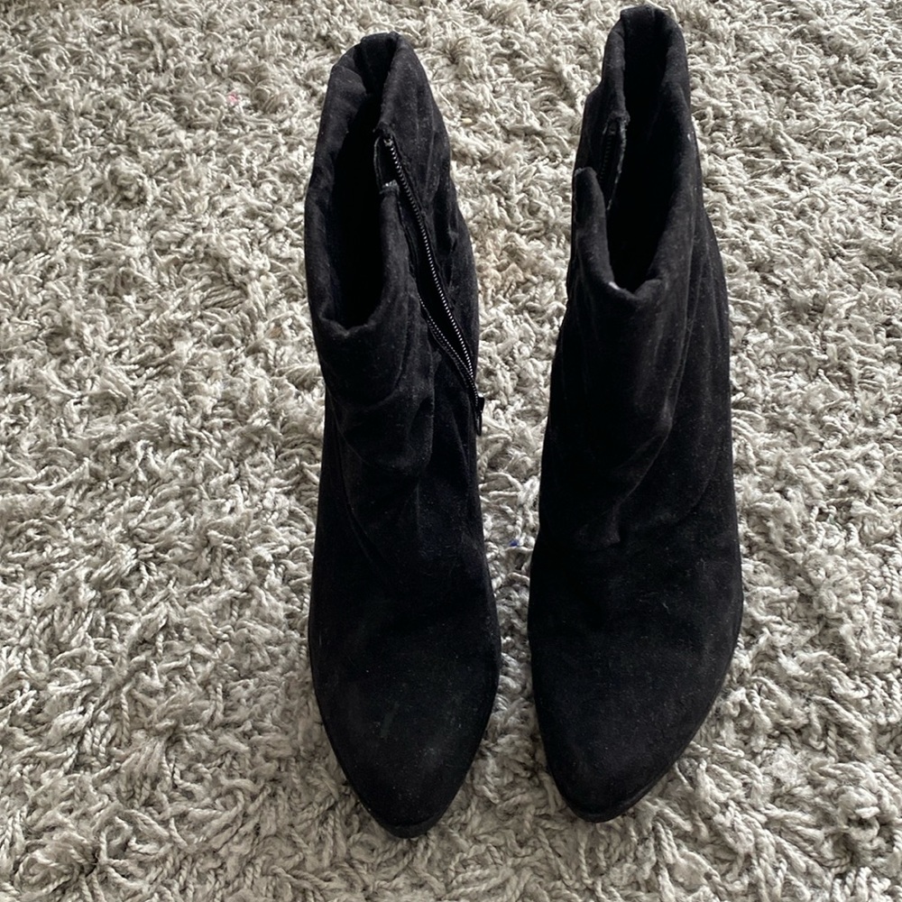 Jennifer Lopez ankle boots